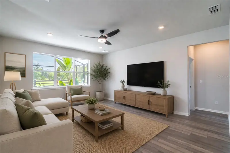 1681 Blossom Sound Ct, FL