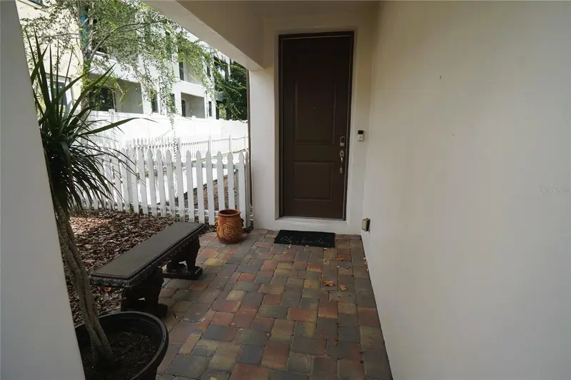 4250 W Carmen St, FL