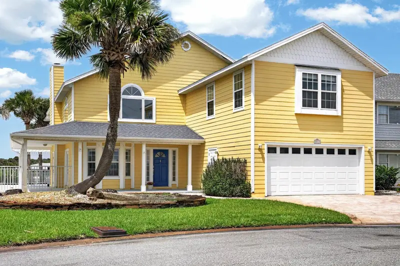 9277 July Ln, FL