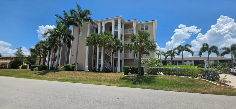 222 Lewis Cir #142, FL