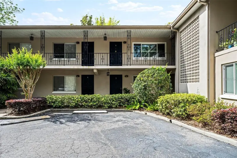644 N Knowles Ave #3, FL