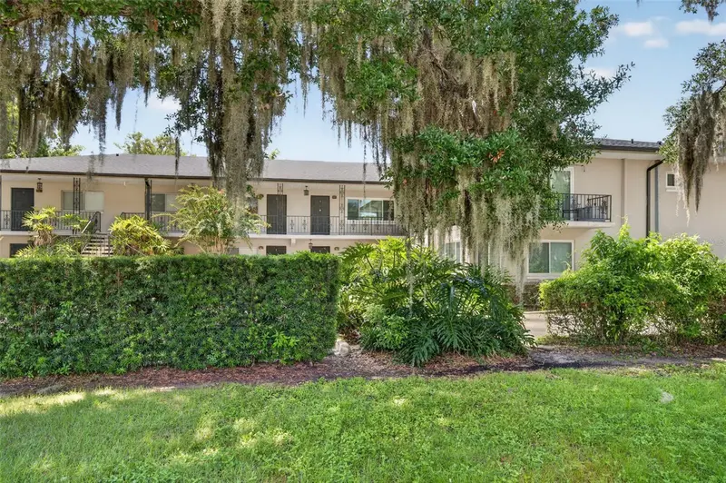 644 N Knowles Ave #3, FL