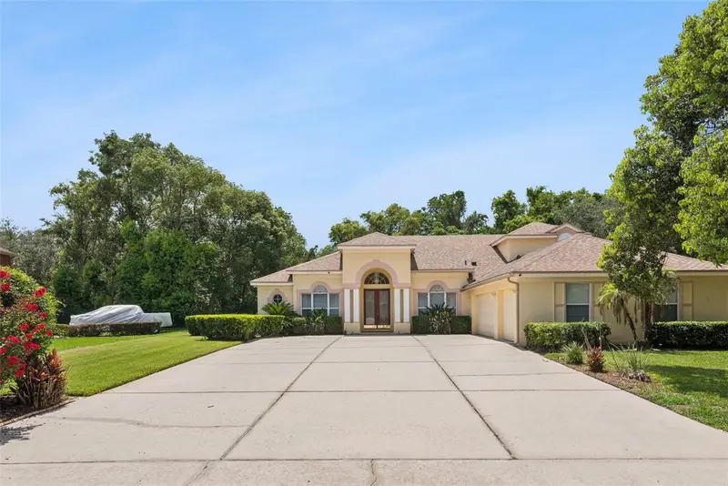 126 Seville Chase Dr, FL