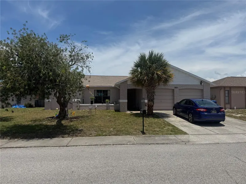 7631 Shapleigh Dr, FL