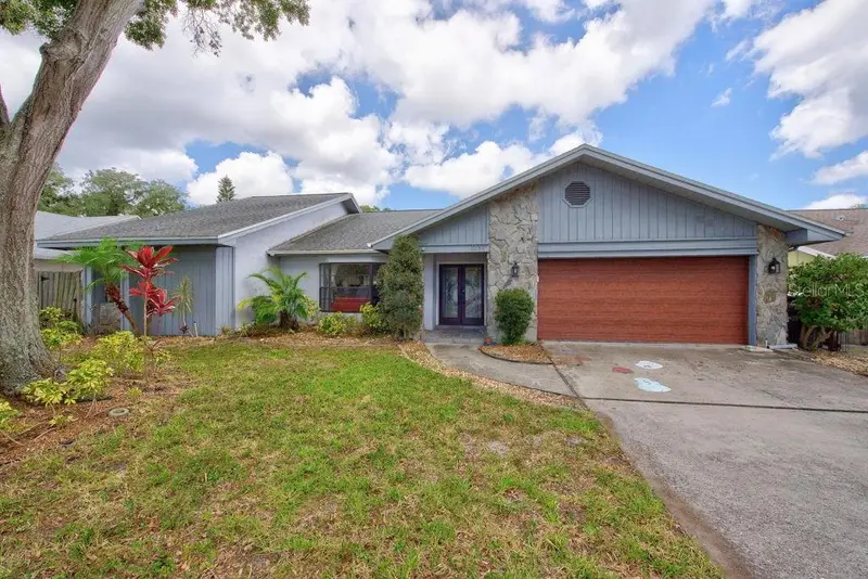 1111 Knollwood Dr, FL
