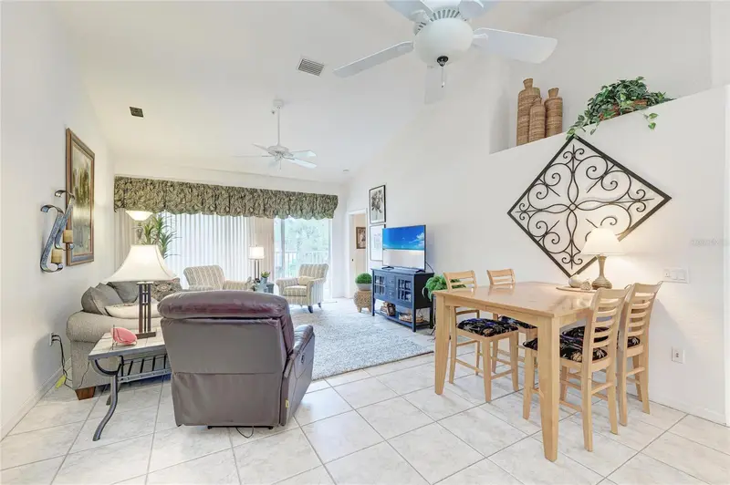 6821 Fairview Ter #6821, FL