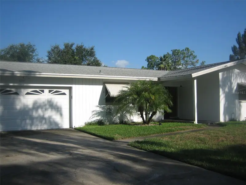 2245 Cedar Dr, FL
