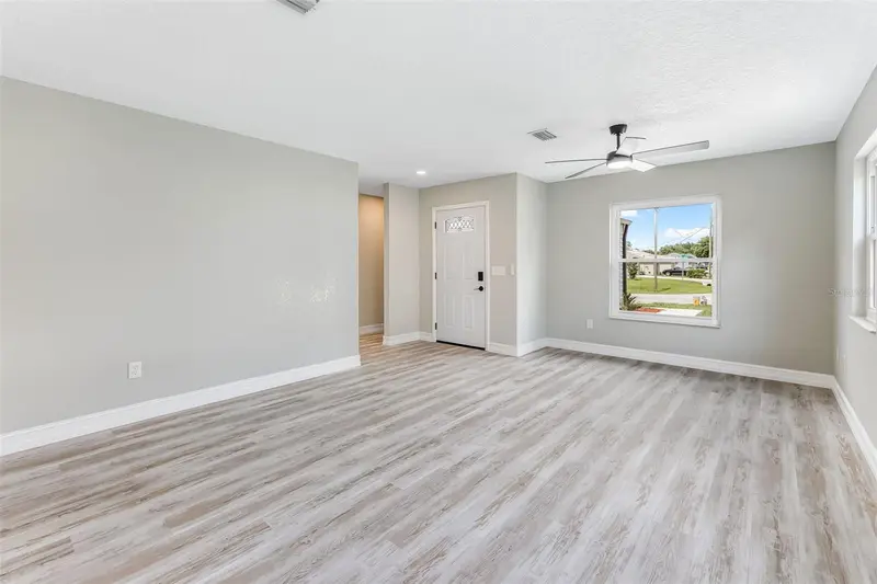17 Wood Ash Ln, FL