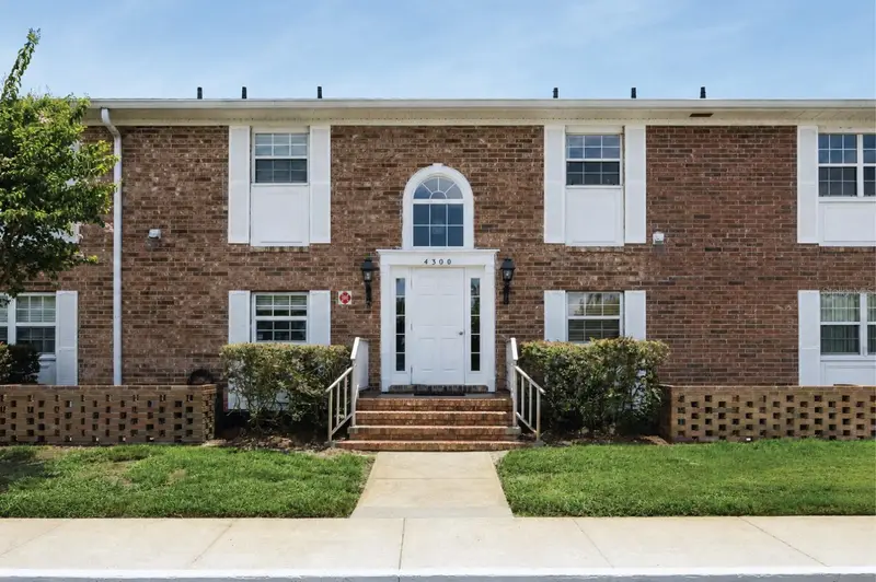 4300 Lake Underhill Rd #23b2, FL