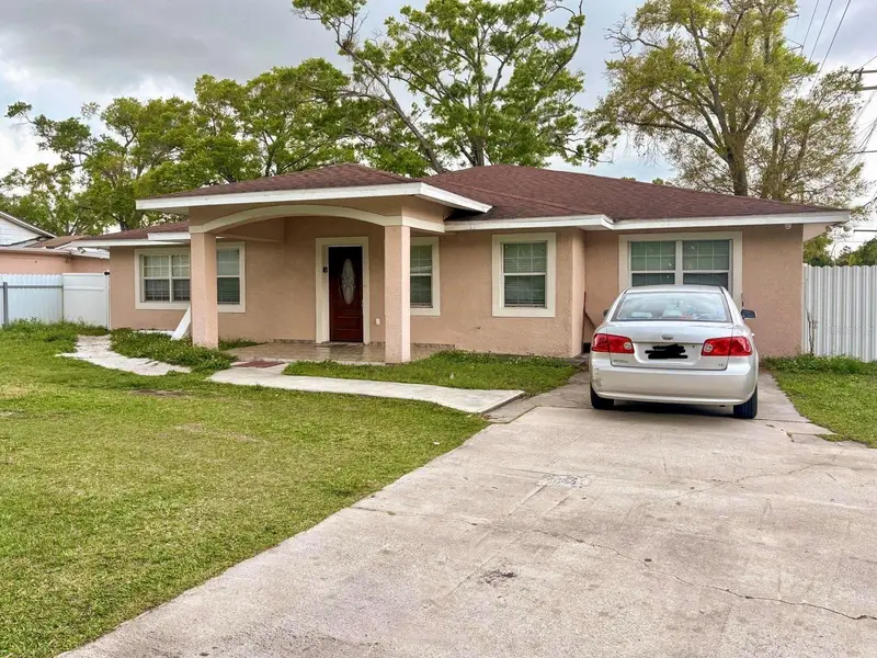 6820 N Himes Ave, FL