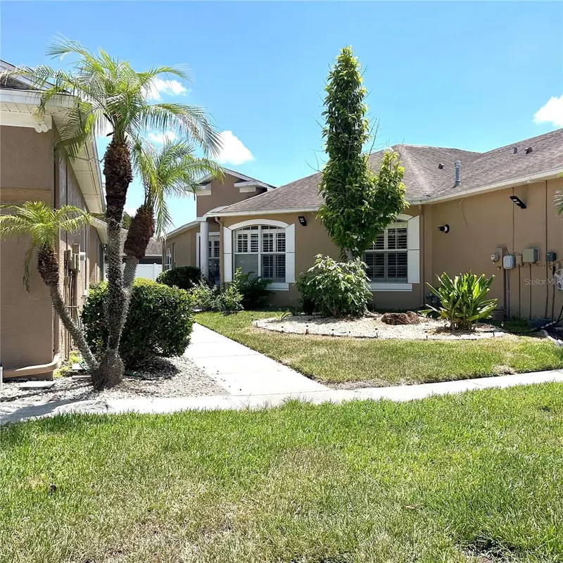 30236 Lettingwell Cir, FL