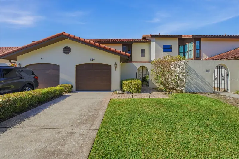 116 Coventry Ln, FL
