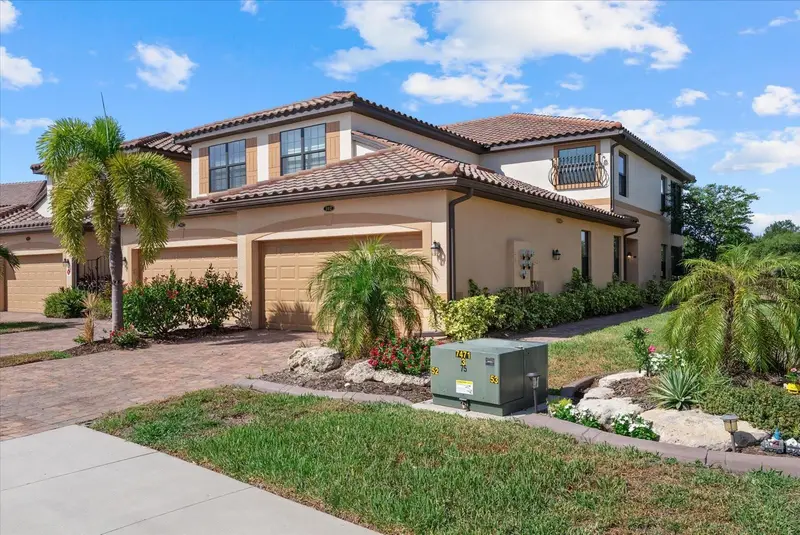 20080 Ragazza Cir #102, FL