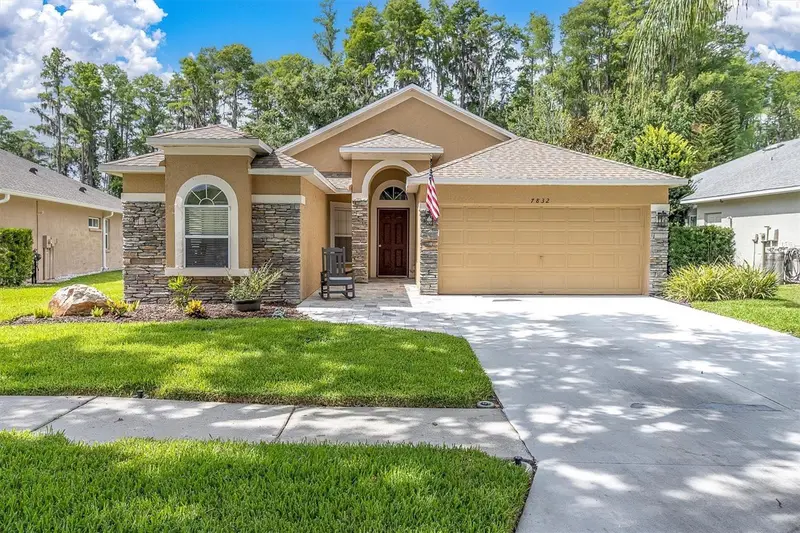 7832 Blue Spring Dr, FL