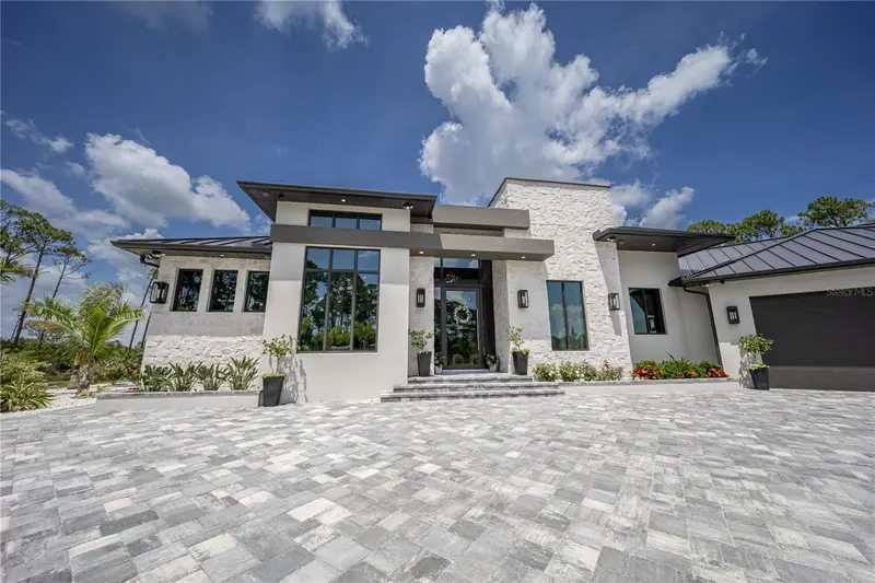 9240 Falcon Ct, FL