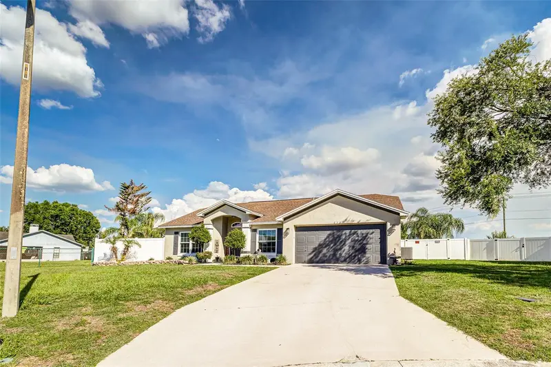 6507 Fox Tree Ln, FL