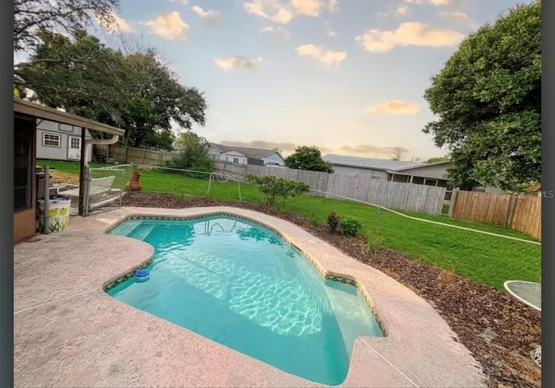 93 Glass Ct, FL