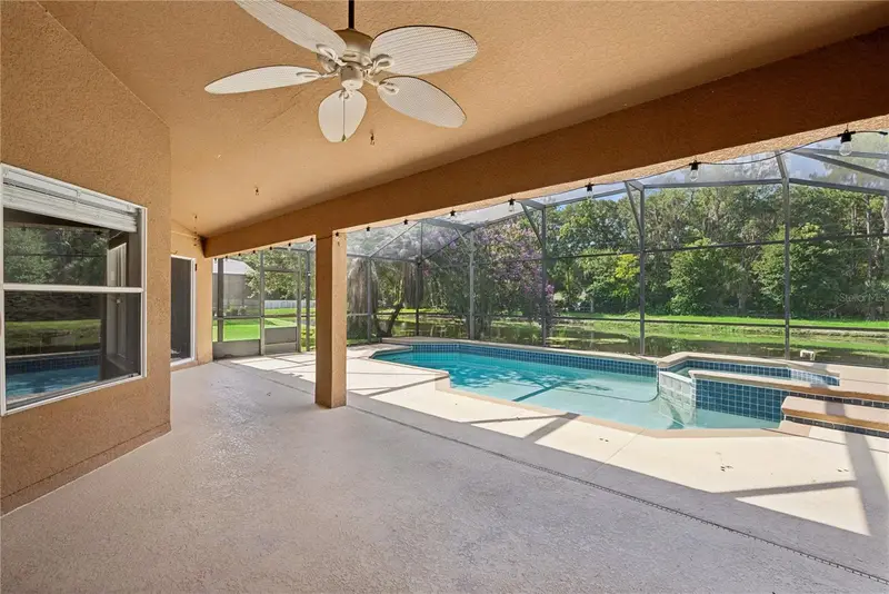 5703 Autumn Chase Cir, FL