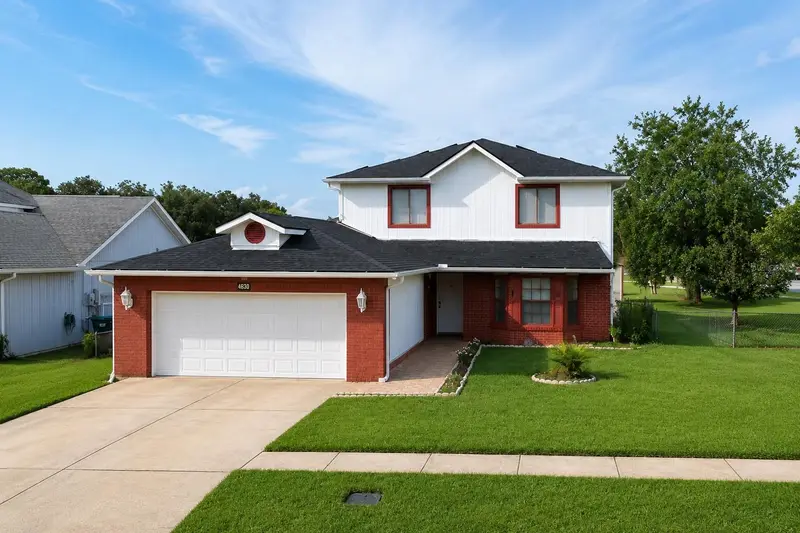 499 Chicago Woods Cir, FL