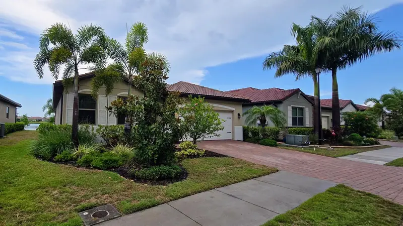 233 Vinadio Blvd, FL