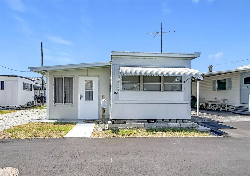 12674 Seminole Blvd #M2, FL