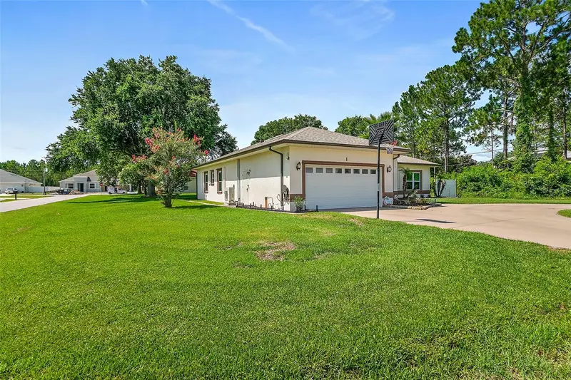 1 Slipper Flower Path E, FL