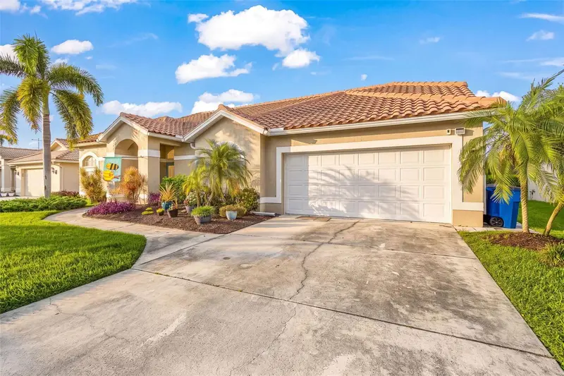 12808 Vista Pine Cir, FL
