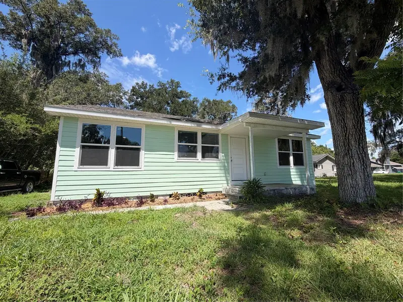 840 N Frankfort Ave, FL