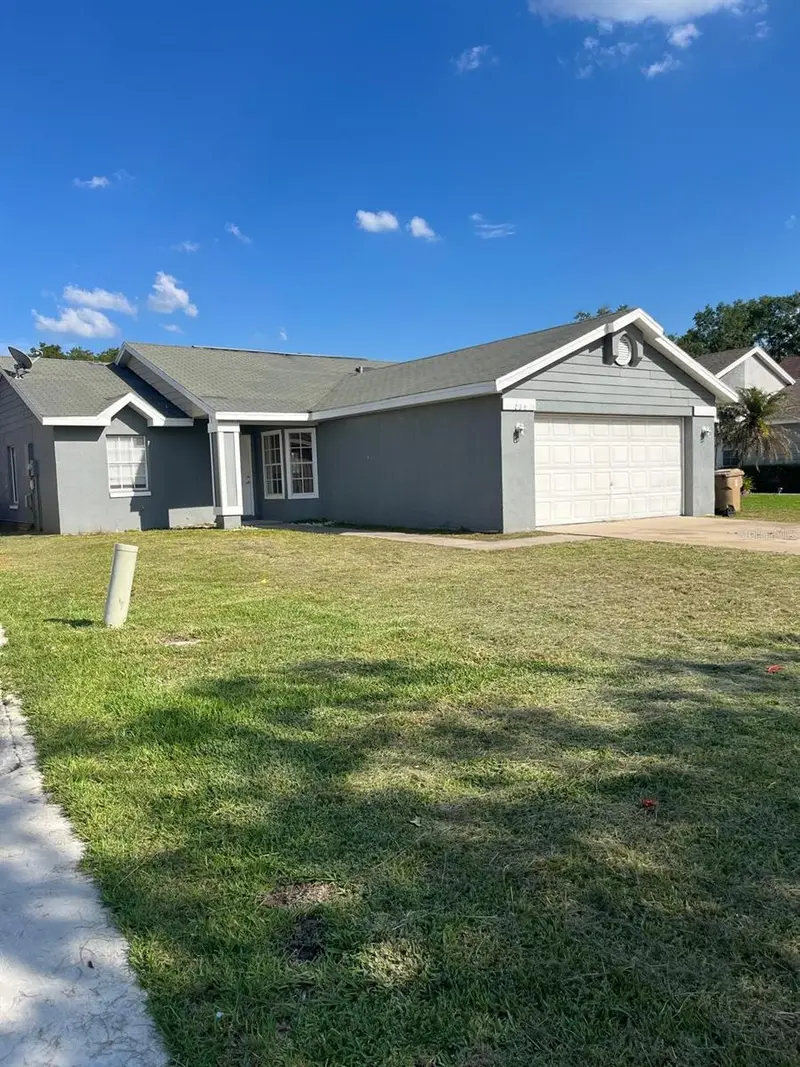 236 Bay Head Dr, FL