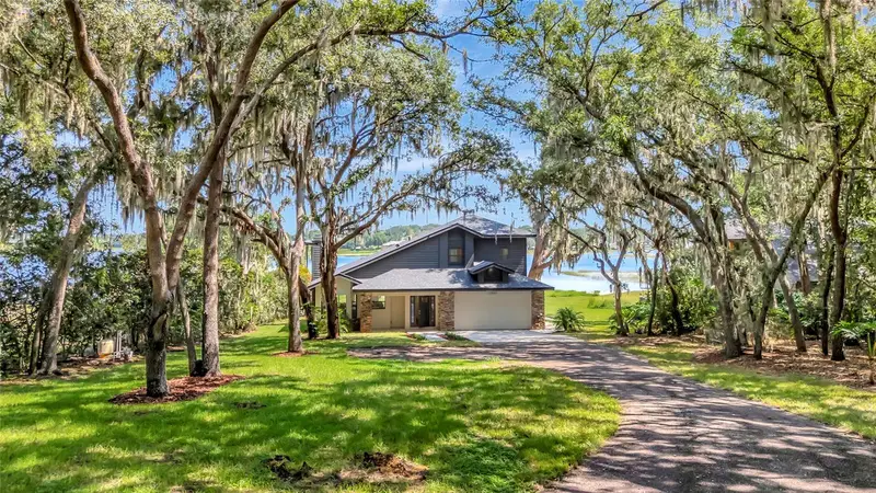 10547 Lakeshore Dr, FL