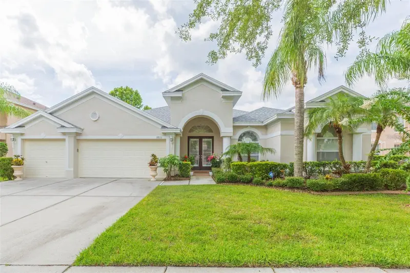 18111 Diamond Cove Ct, FL