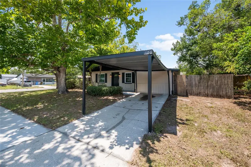 7402 Wishing Well Ct, FL