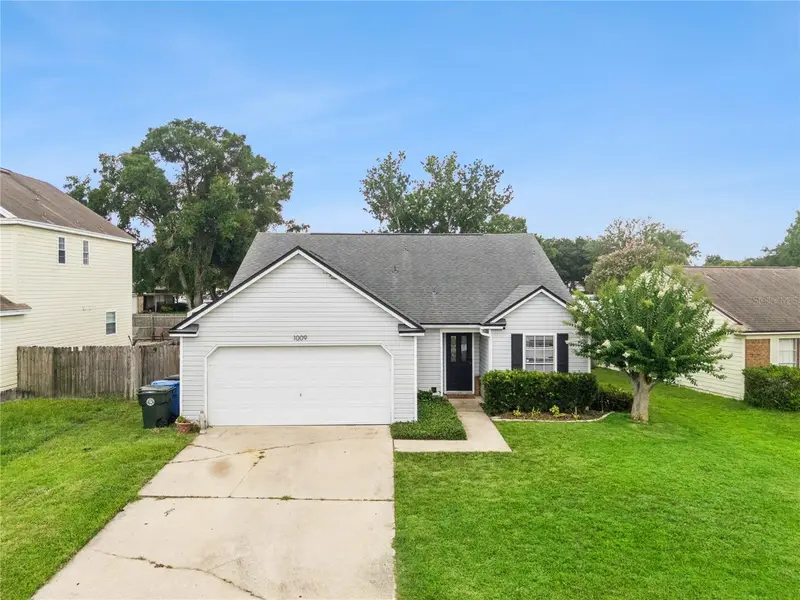 1009 Mccully Ct, FL