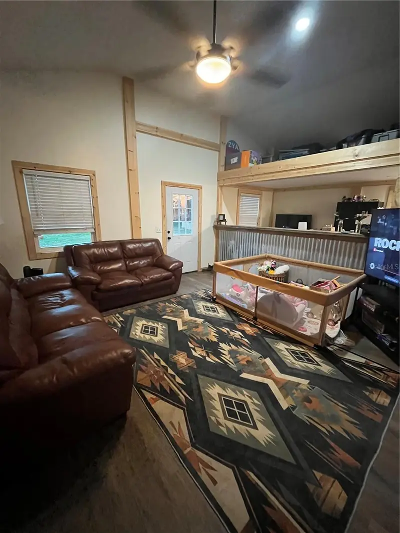 3830 County Road 547 N, FL