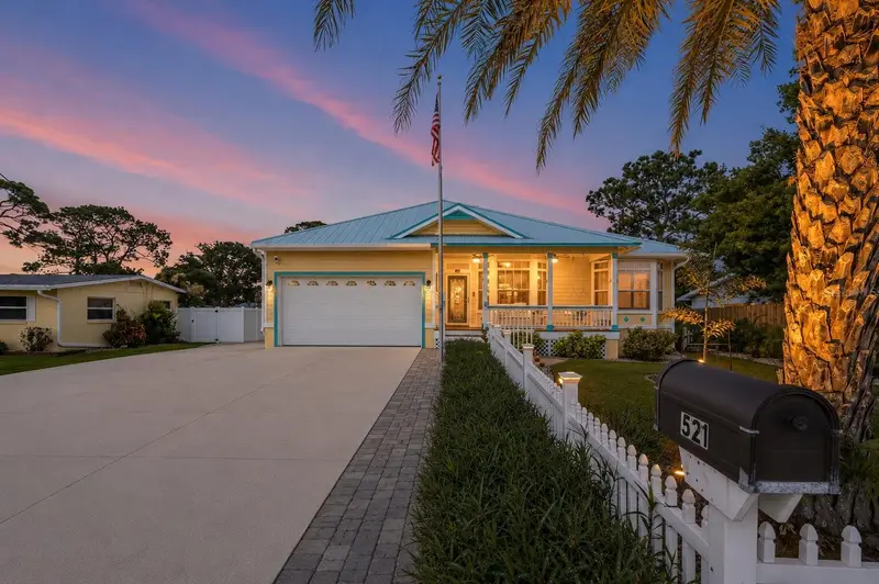 521 S Peninsula Ave, FL