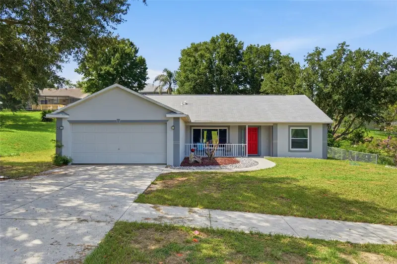993 Scenic View Cir, FL