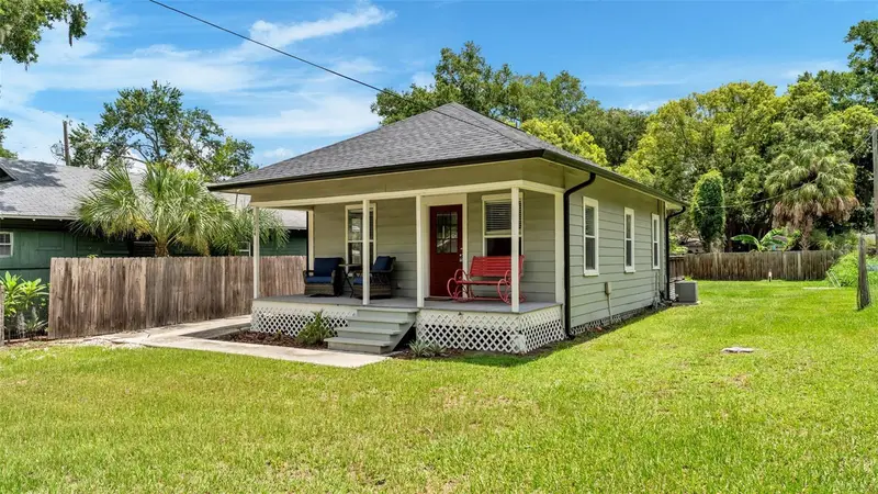 1034 S Dakota Ave, FL