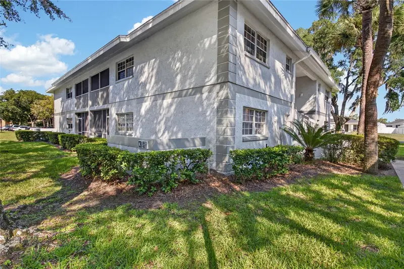 563 Midway Trak #K102, FL