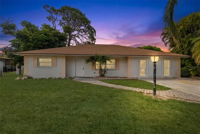 887 Leeward Rd, FL