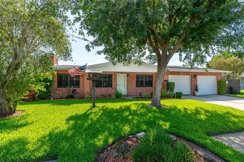 2143 Evergreen Ter, FL