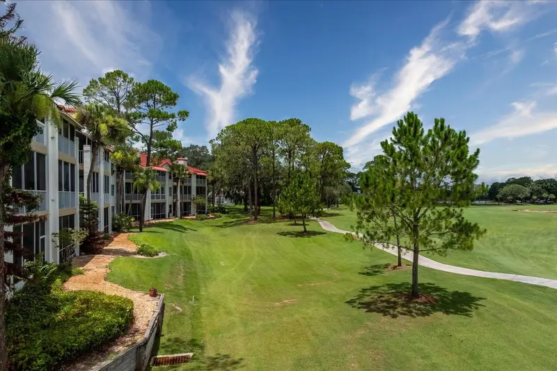 459 Hamptoncrest Cir #103, FL