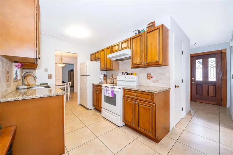 103 Kilkenny Ct, FL