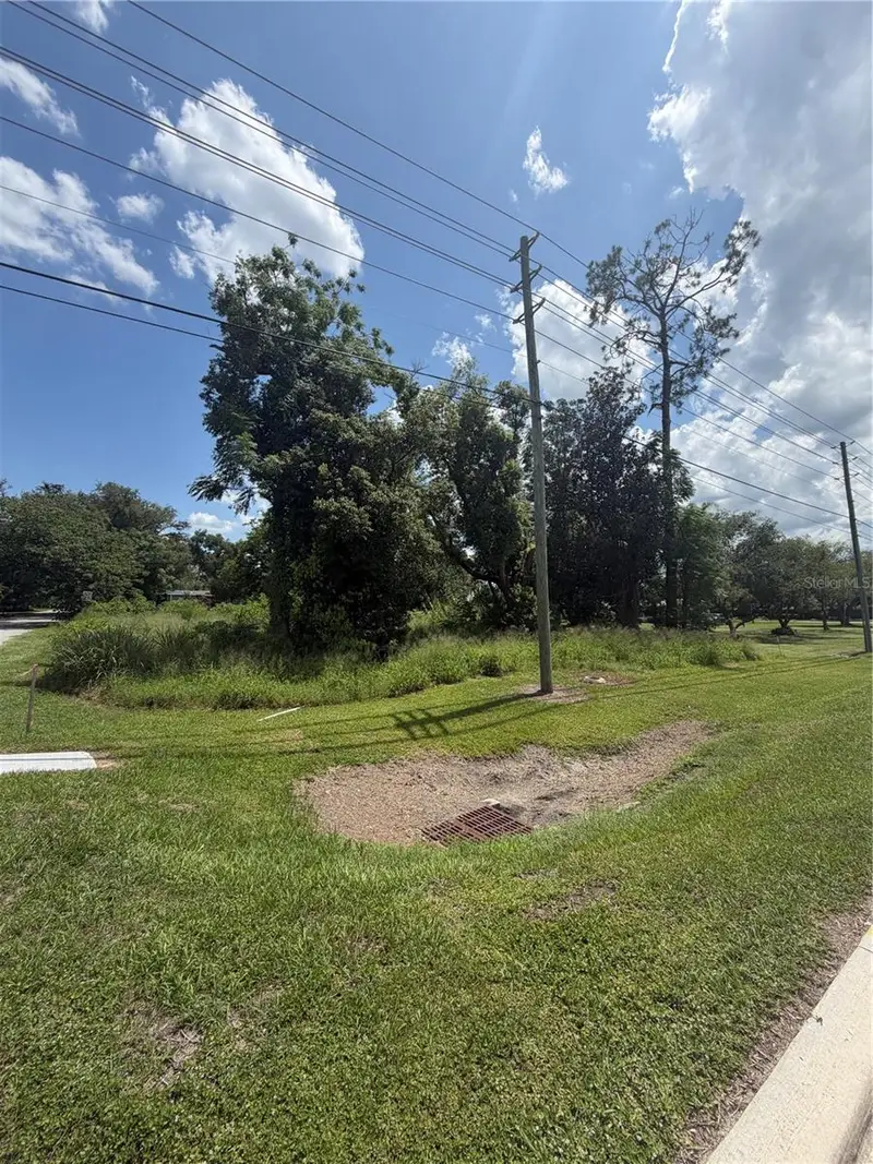 14435 Oak St, FL