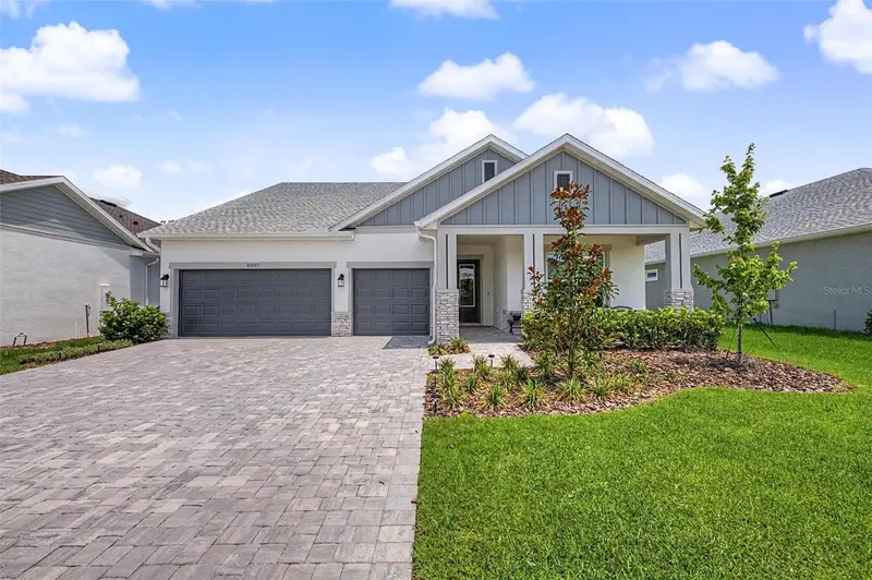31537 Hayman Loop, FL