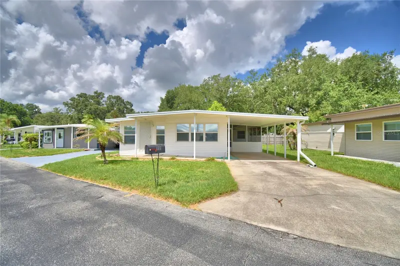 111 Paradise Ln, FL
