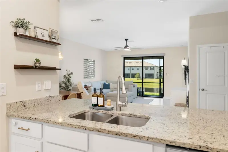 15210 Sunny Day Dr, FL