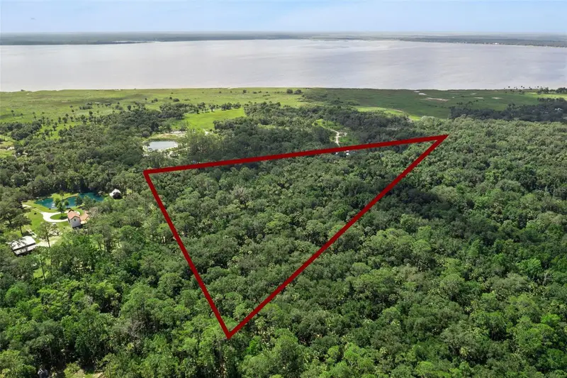 2401 Canvasback Trl, FL