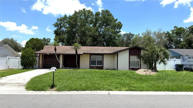 2016 Woodbridge Ln, FL