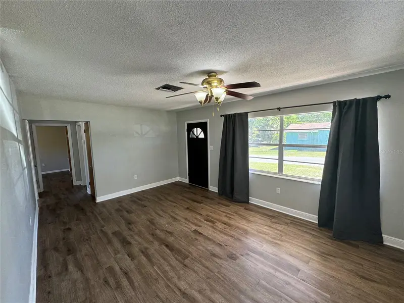 460 Mount Vernon Ct, FL