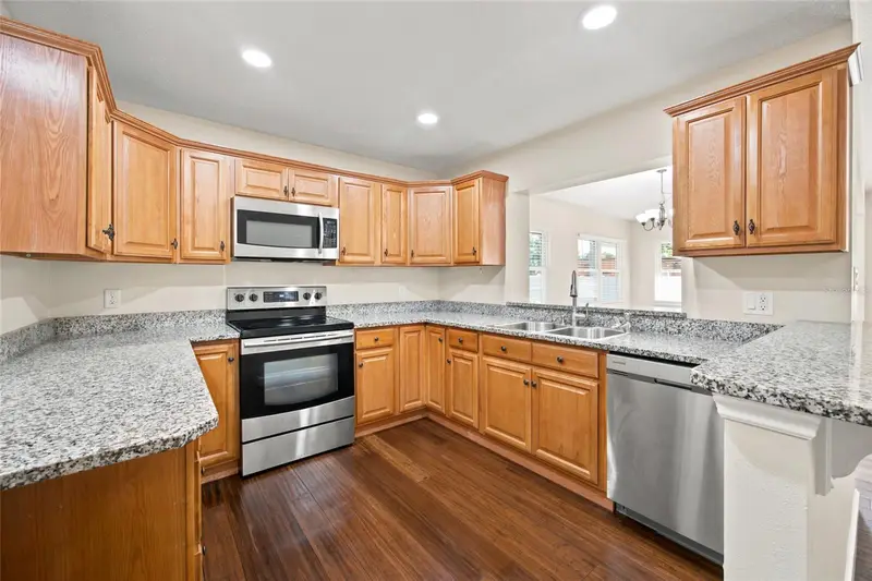 21 Oak Ct, FL